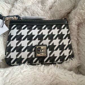 Dooney & Bourke Houndstooth Wristlet in Black and White